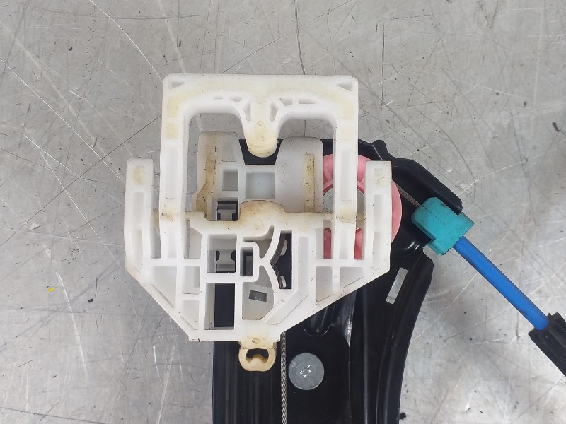 Recambio de elevalunas delantero izquierdo para bmw serie 3 lim. (f30) 320d referencia OEM IAM 7259823  