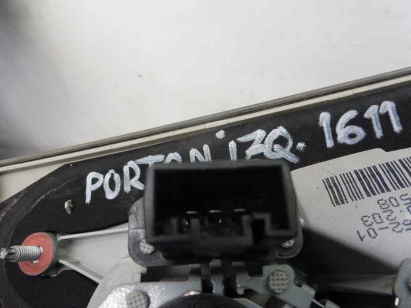 Recambio de piloto trasero izquierdo en porton para bmw x3 (e83) 2.0d referencia OEM IAM 63213420203  