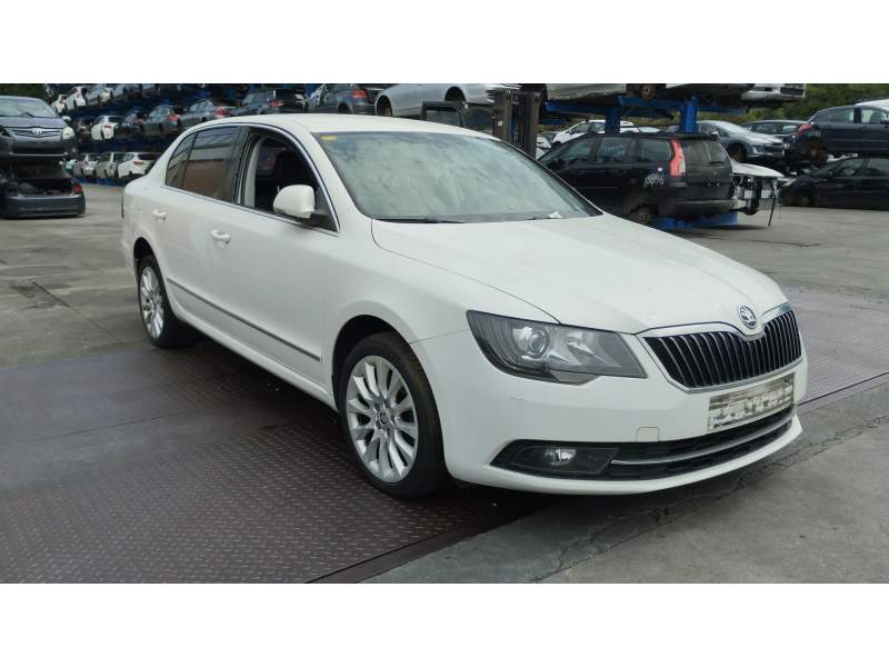skoda superb ii (3t4) del año 2013