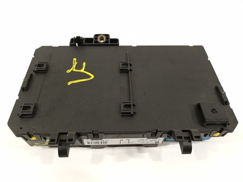 Recambio de caja reles / fusibles para opel zafira b cosmo referencia OEM IAM 13268287 5DK008669 