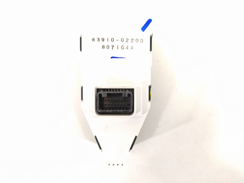 Recambio de pantalla multifuncion para toyota auris hybrid active business plus referencia OEM IAM 8391002200 807164A 