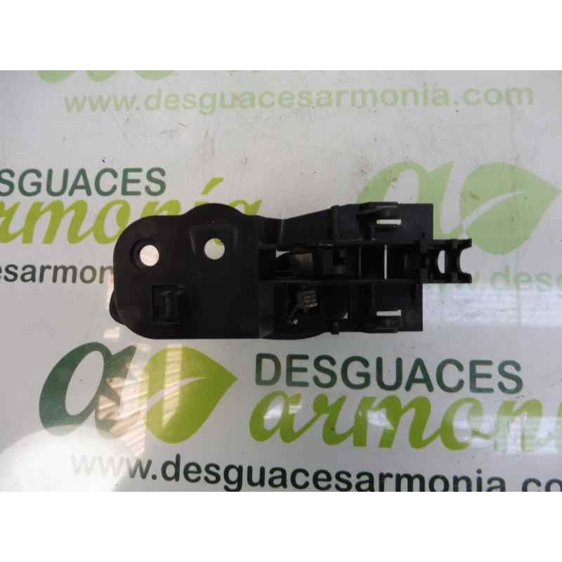 Recambio de maneta interior delantera izquierda para iveco daily ka caja cerrada gran espacio 35s... batalla 3300 referencia OEM