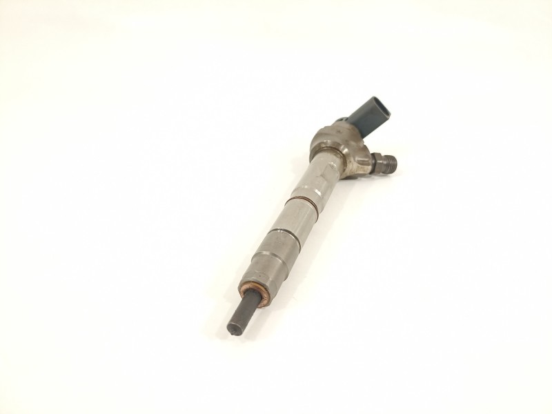 Recambio de inyector para skoda octavia combi (5e5) 2.0 tdi referencia OEM IAM 04L130277AC 0445110469 