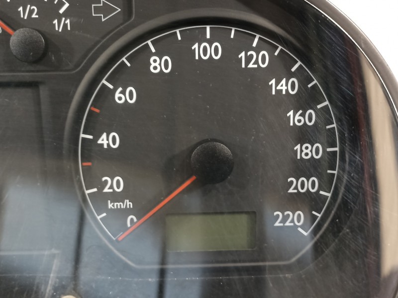 Recambio de cuadro instrumentos para volkswagen polo (9n1) conceptline referencia OEM IAM 6Q0920800P  