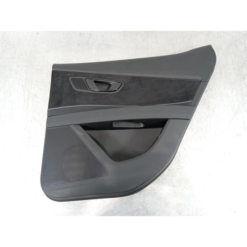 Recambio de guarnecido puerta trasera derecha para seat leon (5f1) cupra 290 referencia OEM IAM 5F4867212K  