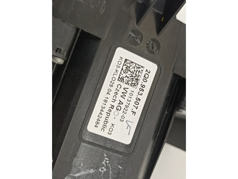 Recambio de mando intermitentes para seat ibiza (kj1) reference referencia OEM IAM 2Q0953507F  