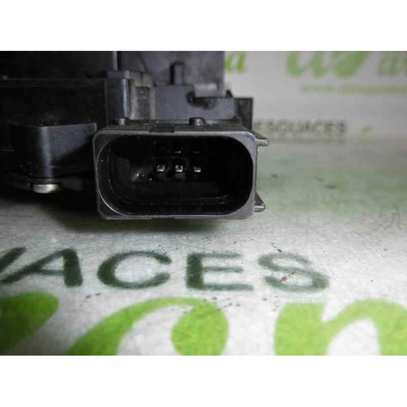 Recambio de cerradura puerta delantera derecha para opel corsa d corsavan referencia OEM IAM 13258274  