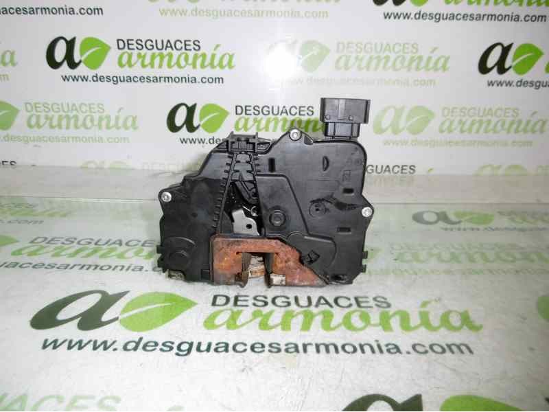 Recambio de cerradura puerta delantera derecha para opel corsa d corsavan referencia OEM IAM 13258274  