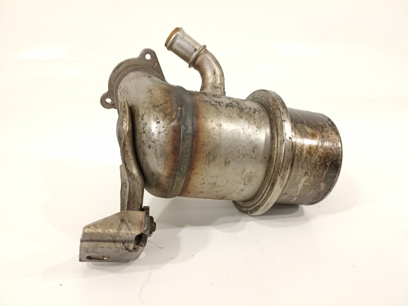 Recambio de enfriador egr para skoda octavia combi (5e5) 2.0 tdi referencia OEM IAM 04L131512BG  