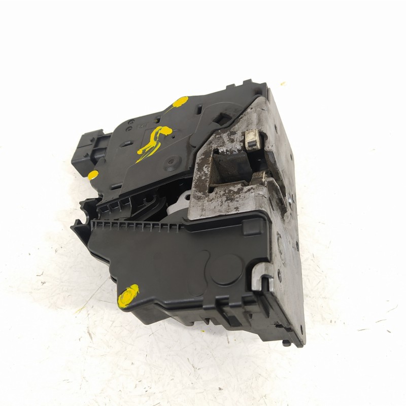 Recambio de cerradura puerta delantera derecha para opel corsa d catch me referencia OEM IAM 13258274  