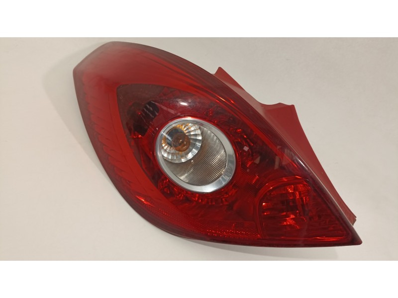 Recambio de piloto trasero izquierdo para opel corsa d catch me referencia OEM IAM 13186  