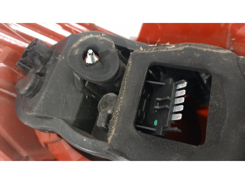 Recambio de piloto trasero derecho para opel corsa d catch me referencia OEM IAM 13186351  