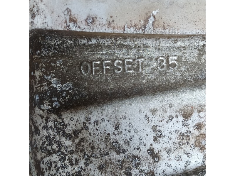 Recambio de llanta para kia sportage concept 4x2 referencia OEM IAM 529103U200  