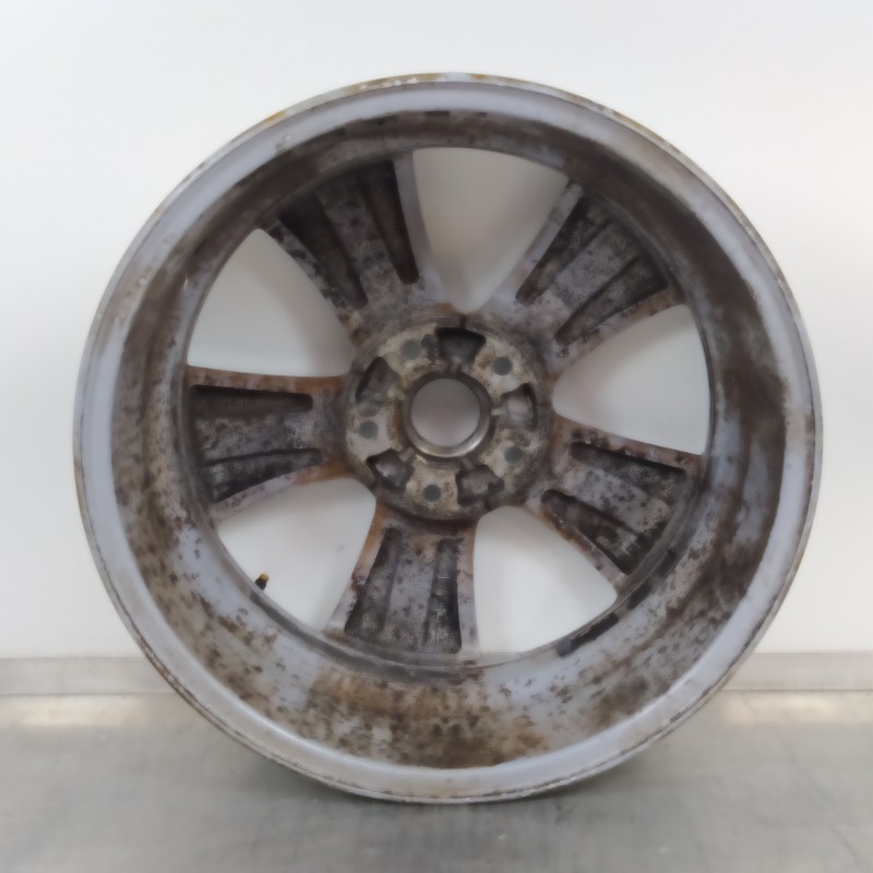 Recambio de llanta para kia sportage concept 4x2 referencia OEM IAM 529103U200  