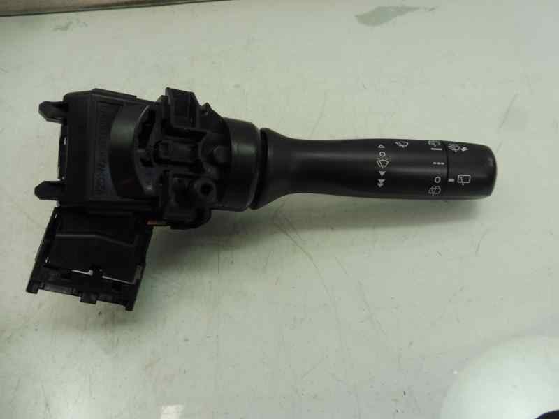 Recambio de mando limpia para toyota yaris active referencia OEM IAM 846520D180 0D18017F904 