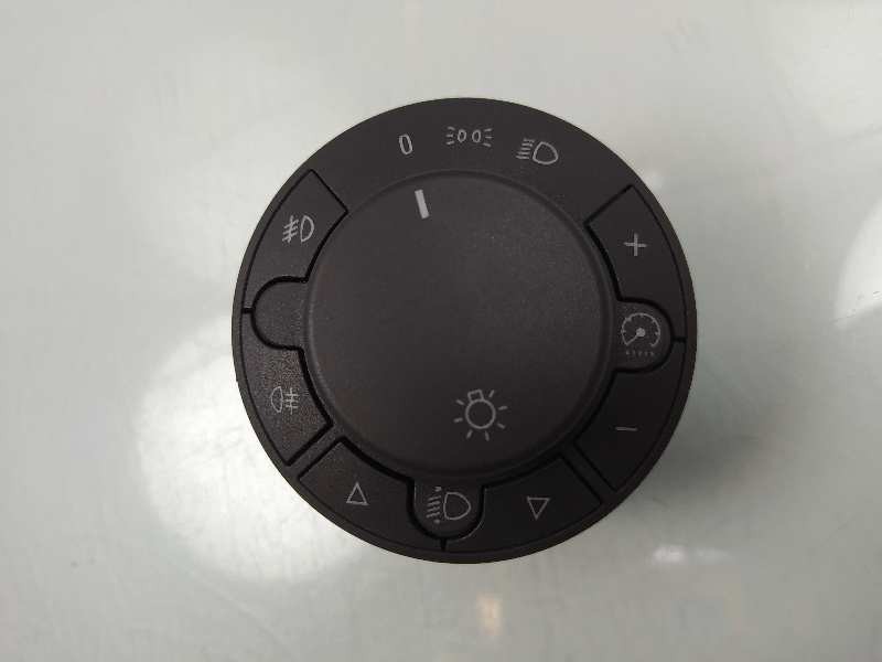 Recambio de mando luces para opel corsa d catch me referencia OEM IAM 13249397EB  