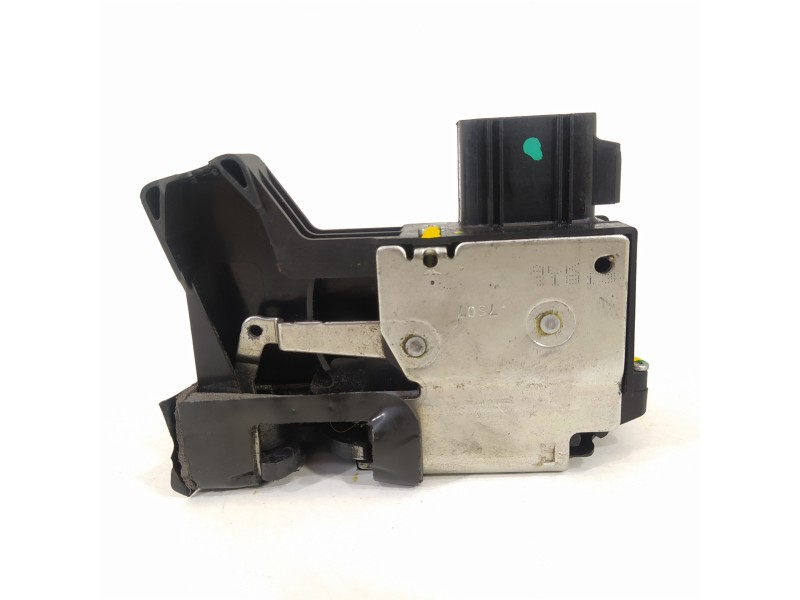 Recambio de cerradura puerta delantera izquierda para ford fiesta (cbk) ambiente referencia OEM IAM X6L21ACLK0799  