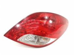 Recambio de piloto trasero derecho para peugeot 207 referencia OEM IAM 9686565980  