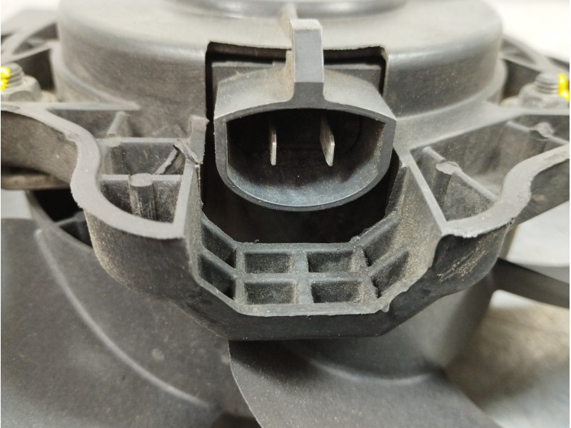 Recambio de electroventilador para ford fiesta (cbk) ambiente referencia OEM IAM 4S6H8C607AD  