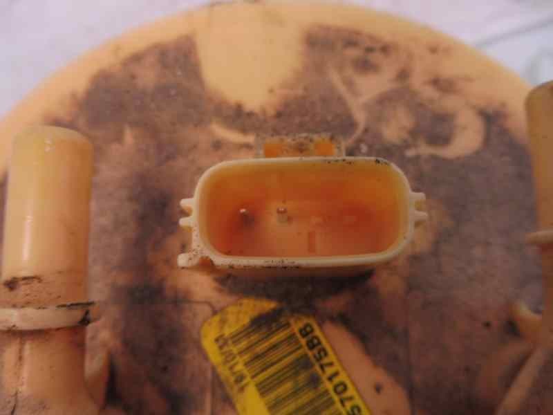 Recambio de aforador para ford fiesta (cb1) trend referencia OEM IAM 8V519275 DF784216X T50570175BB