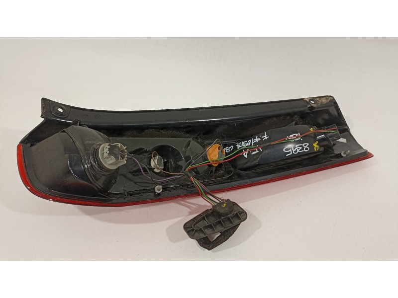 Recambio de piloto trasero izquierdo para ford fiesta (cbk) ambiente referencia OEM IAM 6S6113405B  