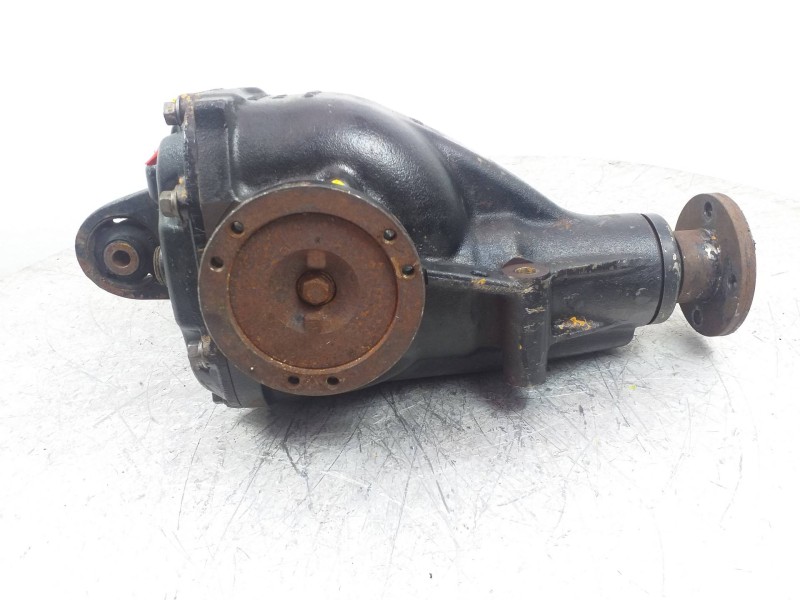 Recambio de diferencial delantero para nissan terrano/terrano.ii (r20) comfort referencia OEM IAM 38511G2300  