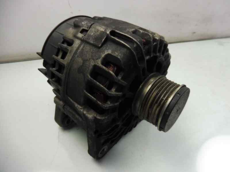 Recambio de alternador para renault scenic iii emotion referencia OEM IAM 231000026R TG15C146 