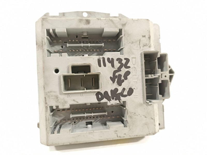 Recambio de caja reles / fusibles para fiat doblo (119) 1.9 jtd elx / dynamic referencia OEM IAM 46752706  