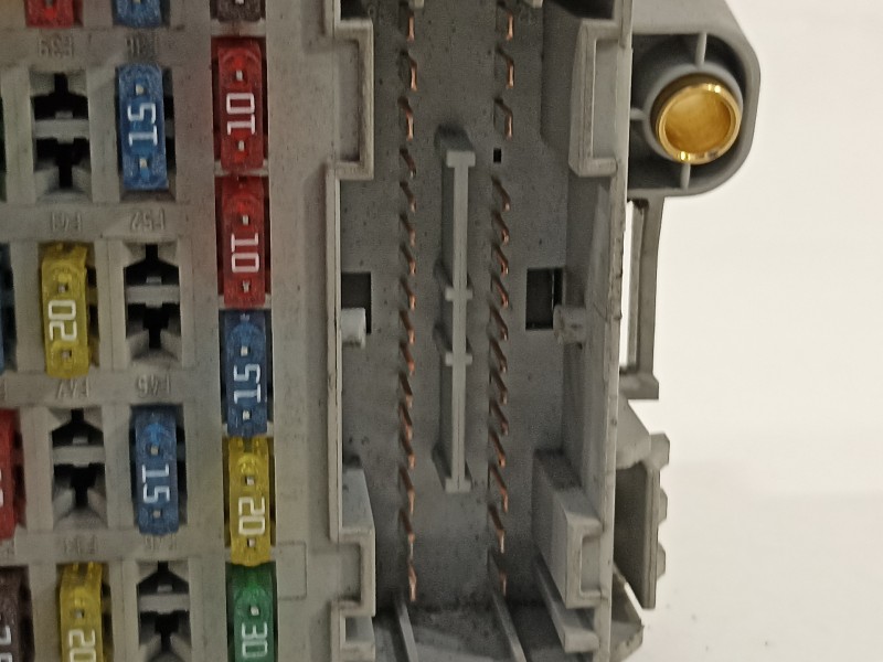 Recambio de caja reles / fusibles para fiat doblo (119) 1.9 jtd elx / dynamic referencia OEM IAM 46552681CPL 46812228NPL 