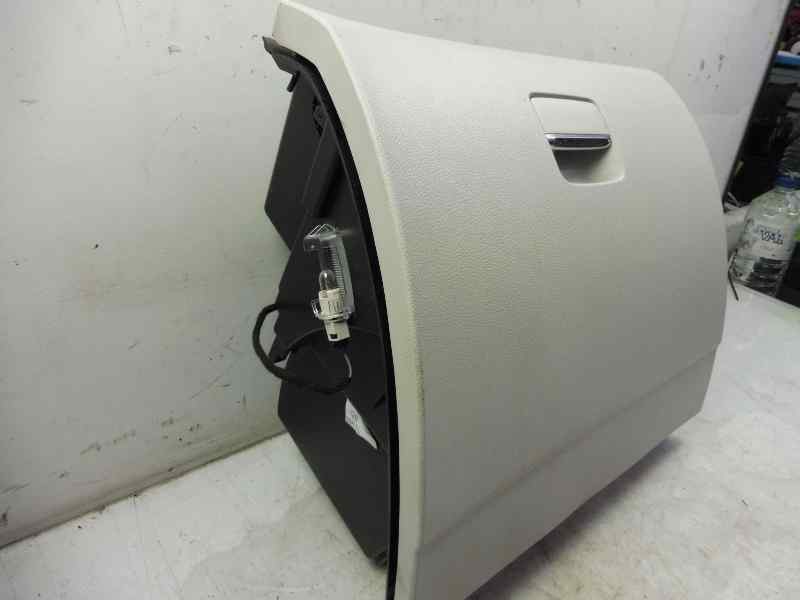 Recambio de guantera para mercedes-benz clase b (w246) b 180 cdi (246.212) referencia OEM IAM A2466800091  