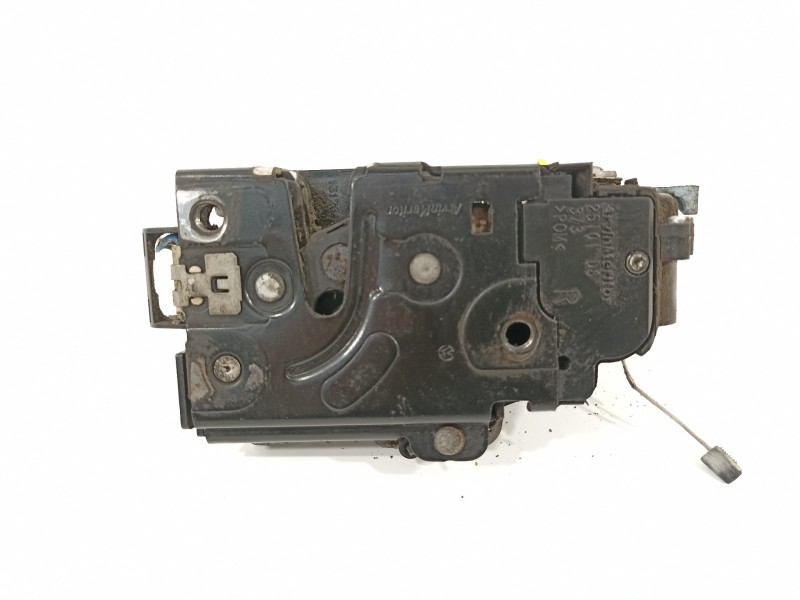 Recambio de cerradura puerta delantera derecha para volkswagen caddy ka/kb (2k) furg. referencia OEM IAM 3D1837016AC  