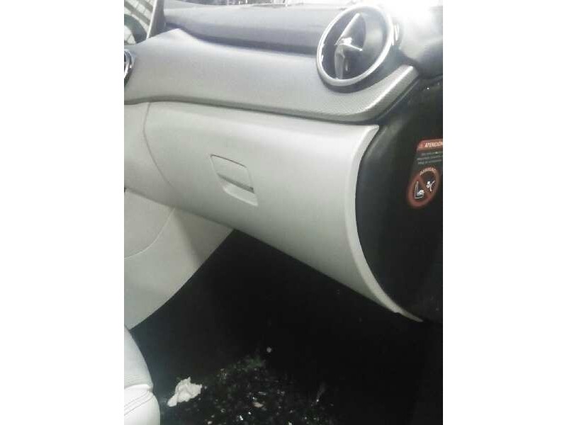 Recambio de guantera para mercedes-benz clase b (w246) b 180 cdi (246.212) referencia OEM IAM A2466800091  
