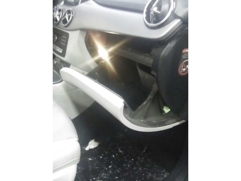 Recambio de guantera para mercedes-benz clase b (w246) b 180 cdi (246.212) referencia OEM IAM A2466800091  