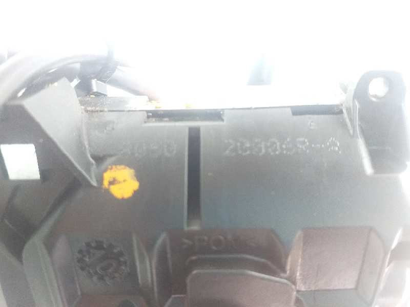 Recambio de cerradura puerta delantera derecha para renault scenic iii emotion referencia OEM IAM 805020006R  