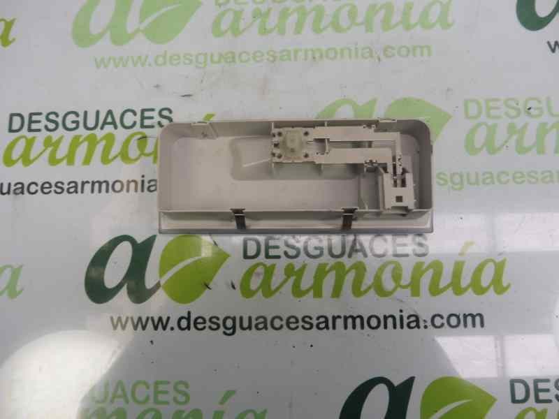 Recambio de luz interior para bmw serie 1 berlina (e81/e87) 118d referencia OEM IAM 695125201  