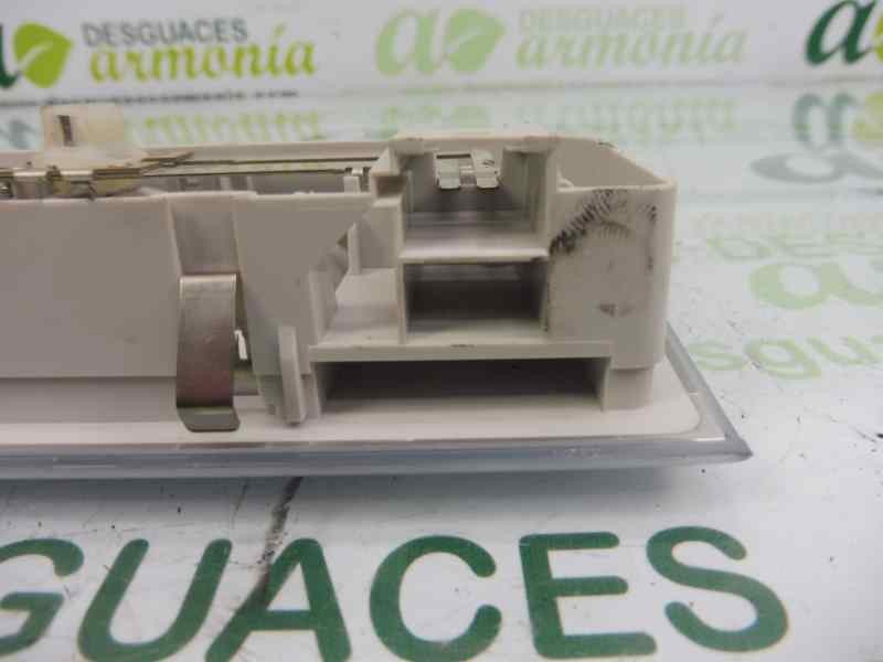 Recambio de luz interior para bmw serie 1 berlina (e81/e87) 118d referencia OEM IAM 695125201  