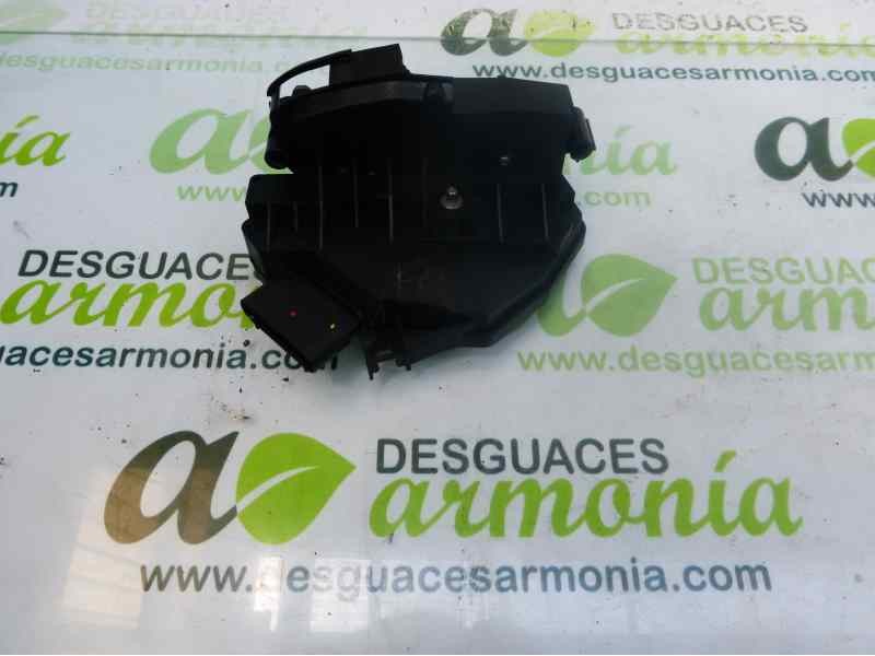 Recambio de cerradura puerta trasera derecha para ford fiesta (cb1) trend referencia OEM IAM 8A6AA26412AG  
