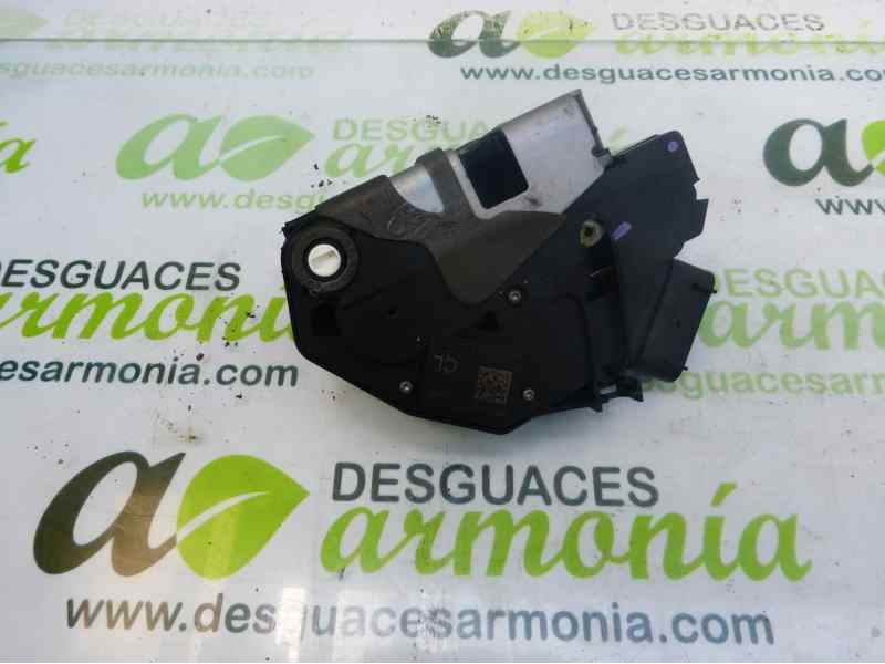 Recambio de cerradura puerta trasera derecha para ford fiesta (cb1) trend referencia OEM IAM 8A6AA26412AG  