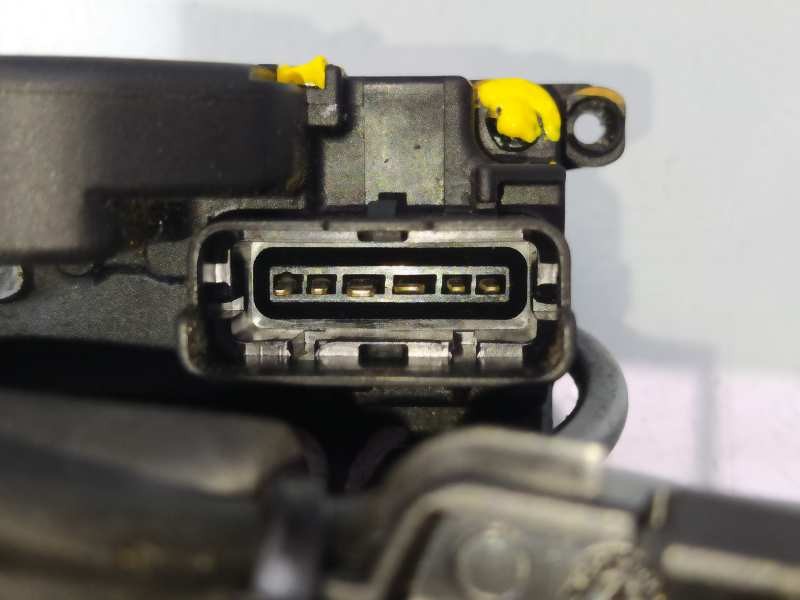 Recambio de cerradura puerta trasera derecha para renault scenic iii emotion referencia OEM IAM 825020033R  