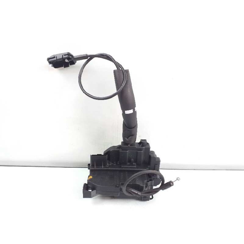 Recambio de cerradura puerta trasera izquierda para renault scenic iii emotion referencia OEM IAM 825030032R  