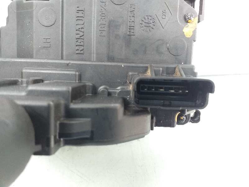 Recambio de cerradura puerta trasera izquierda para renault scenic iii emotion referencia OEM IAM 825030032R  