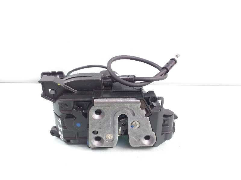 Recambio de cerradura puerta trasera izquierda para renault scenic iii emotion referencia OEM IAM 825030032R  