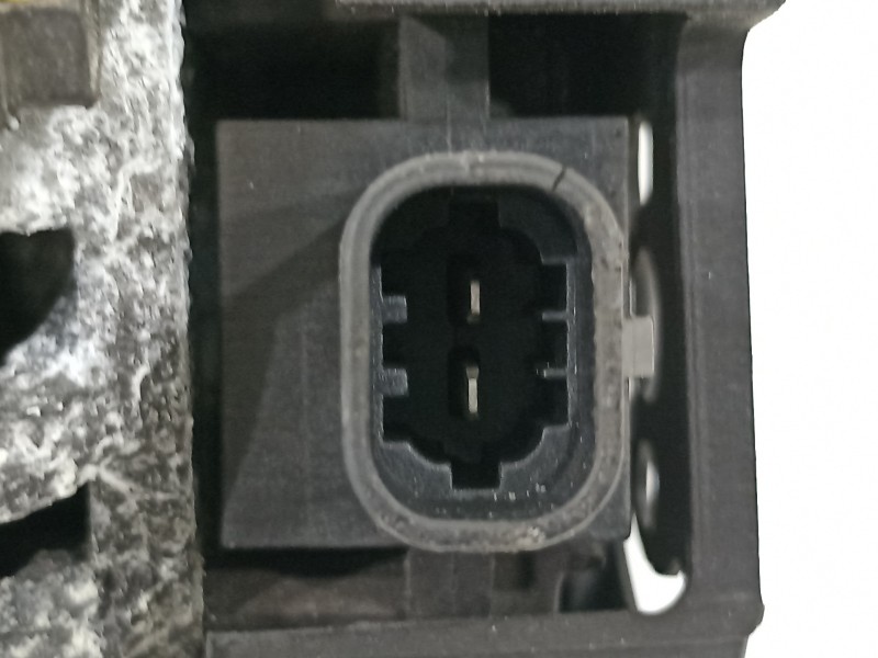 Recambio de alternador para opel corsa d essentia referencia OEM IAM 13256932  