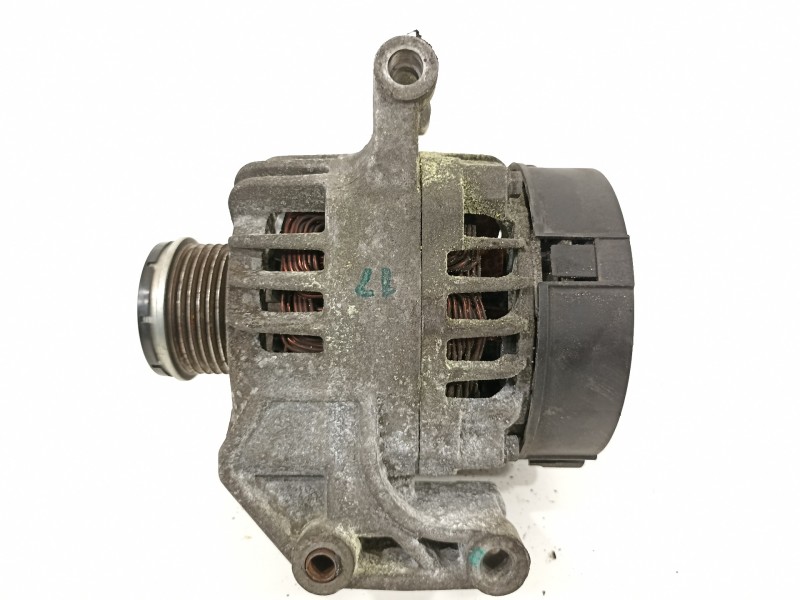 Recambio de alternador para opel corsa d essentia referencia OEM IAM 13256932  