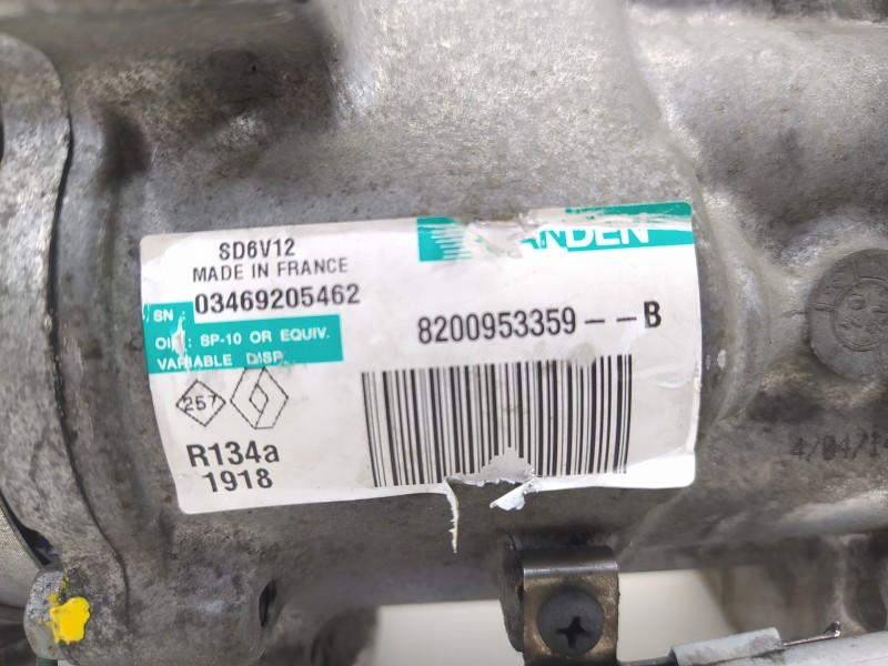 Recambio de compresor aire acondicionado para renault kangoo profesional referencia OEM IAM 8200953359B  