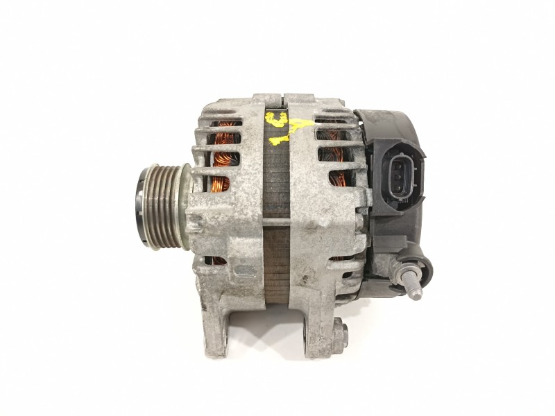 Recambio de alternador para hyundai i30 (gd) style referencia OEM IAM 373002A800  