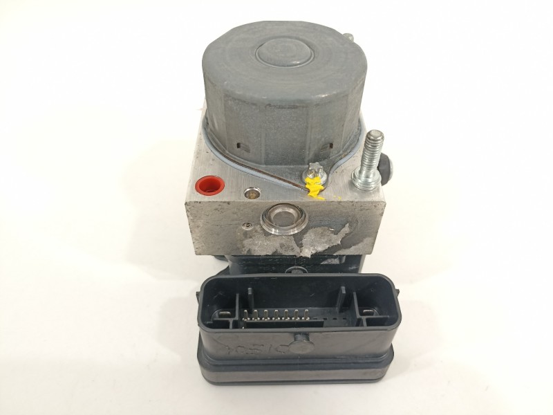 Recambio de abs para renault kangoo profesional referencia OEM IAM 476605718R  