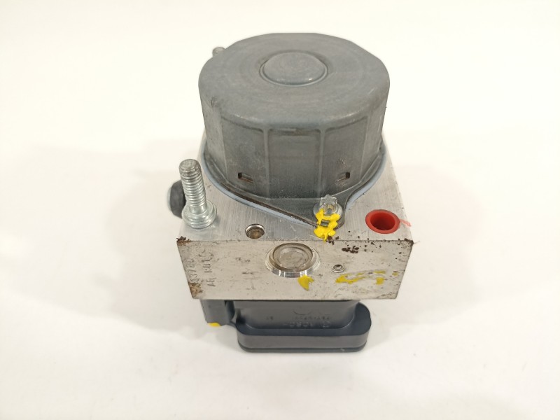 Recambio de abs para renault kangoo profesional referencia OEM IAM 476605718R  