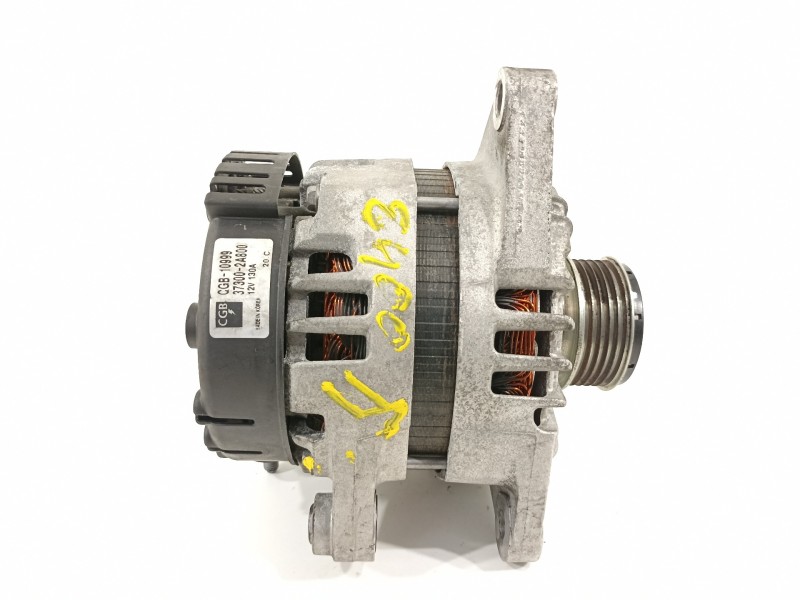 Recambio de alternador para hyundai i30 (gd) style referencia OEM IAM 373002A800  