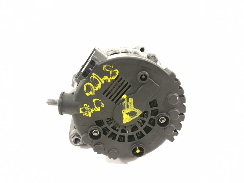 Recambio de alternador para hyundai i30 (gd) style referencia OEM IAM 373002A800  